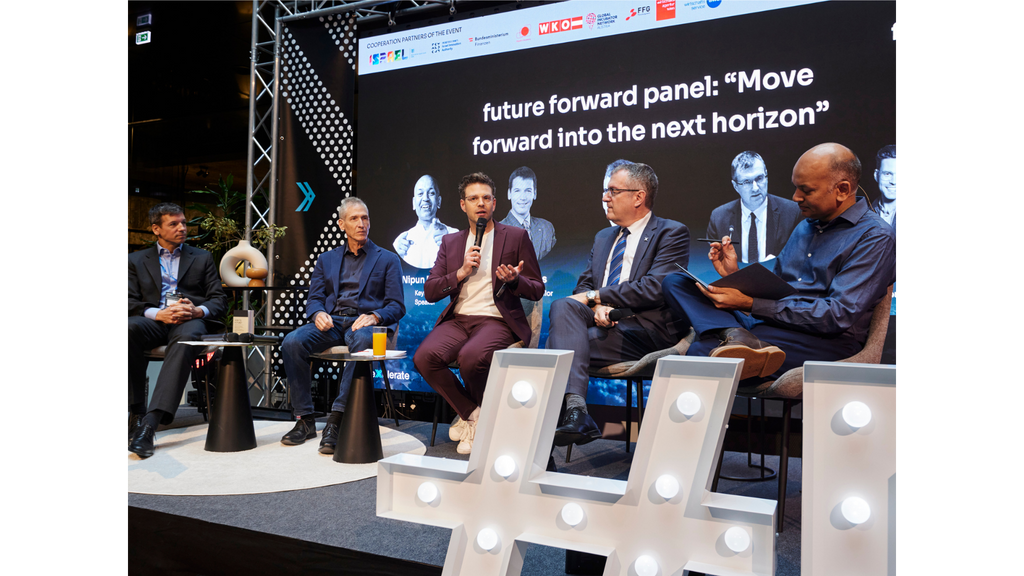 Future Forward Event Impression